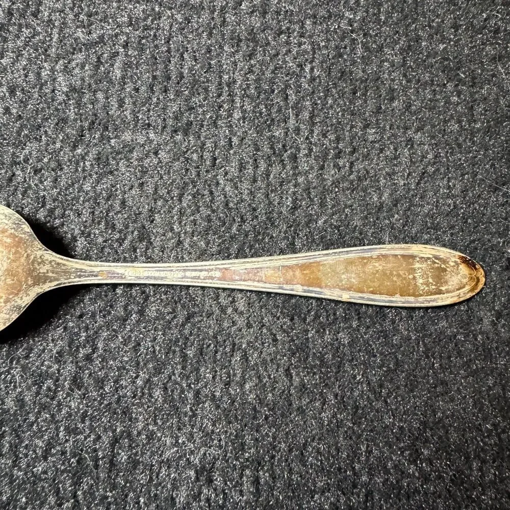 Antique Oneida Community Par Plate Silver Plated Replacement Teaspoon Ornate VTG